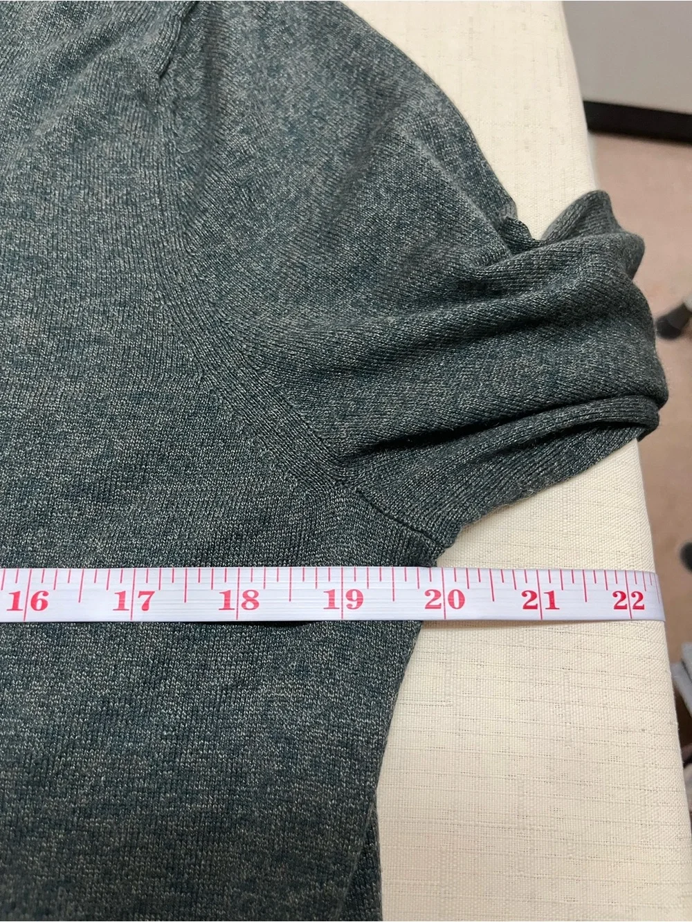Banana Republic L dark heathered green silk cashmere cotton sweater